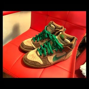 Nike SB Dunk High “Wood Deck” Size 9 no box